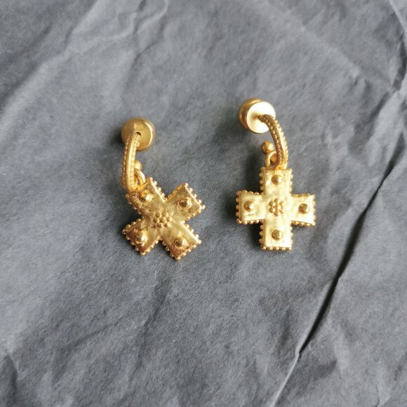 Julie Vos Jewelry - Julie Vos Canterbury Gold Hoop & Charm Earrings fashion